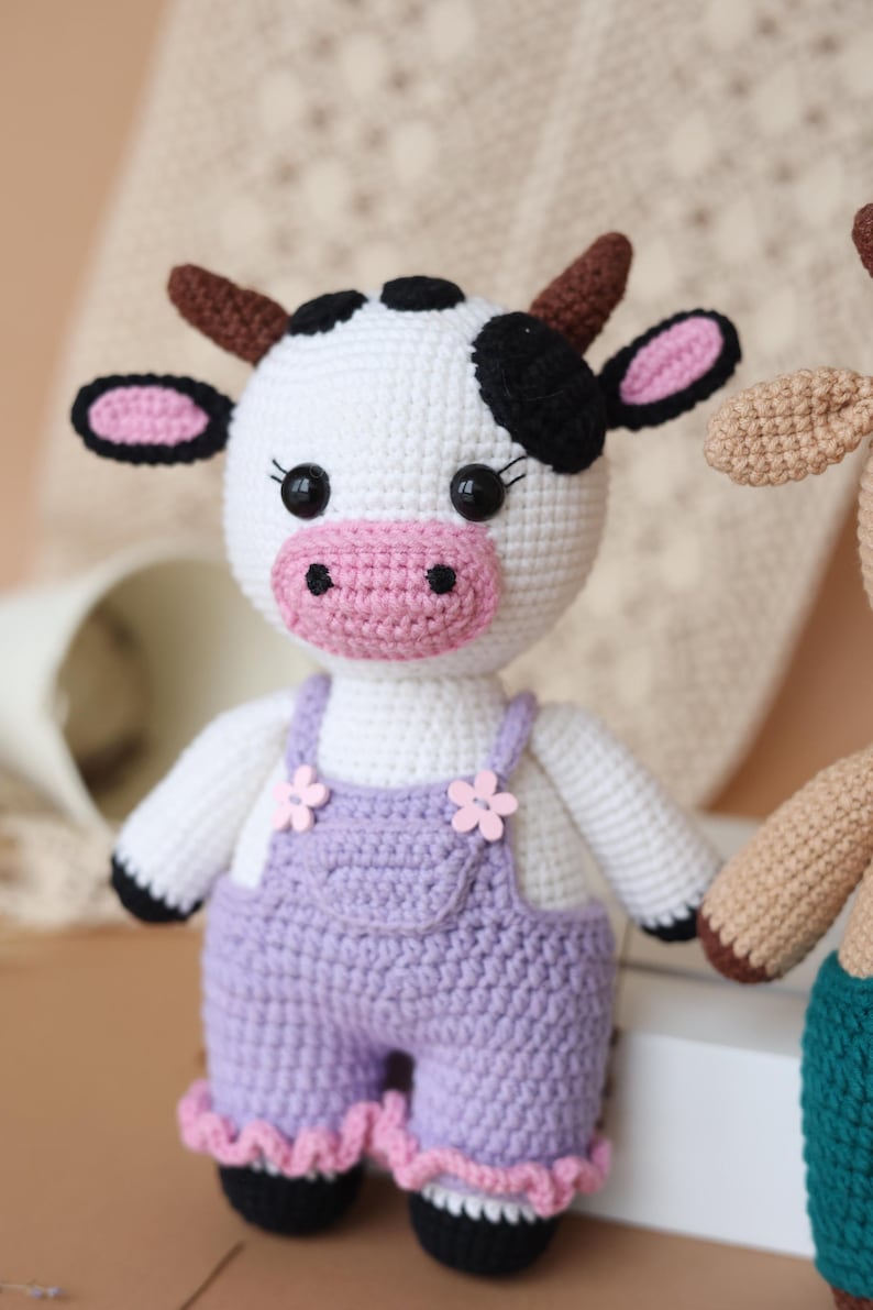 CROCHET PATTERN: Adorable Cow Amigurumi