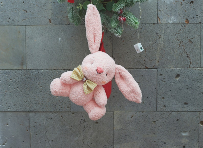 Pecky Bunny Knitting Pattern