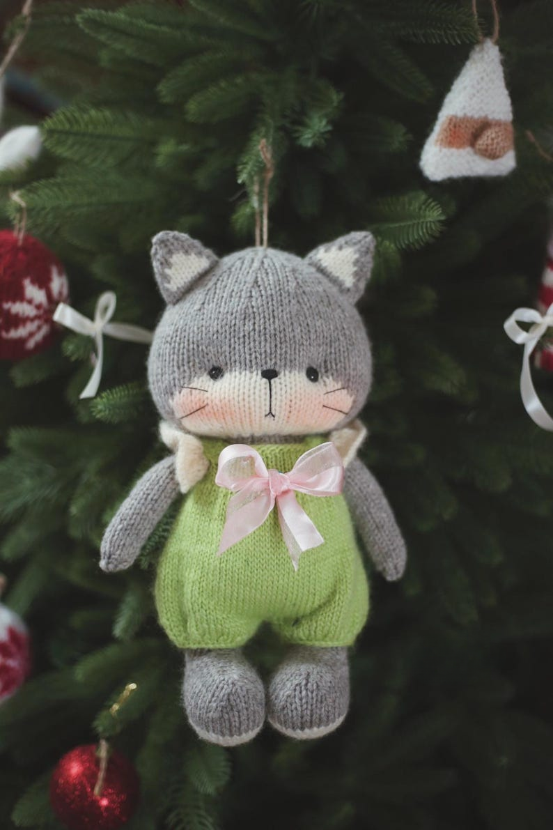Sunny Cat Knitting Pattern