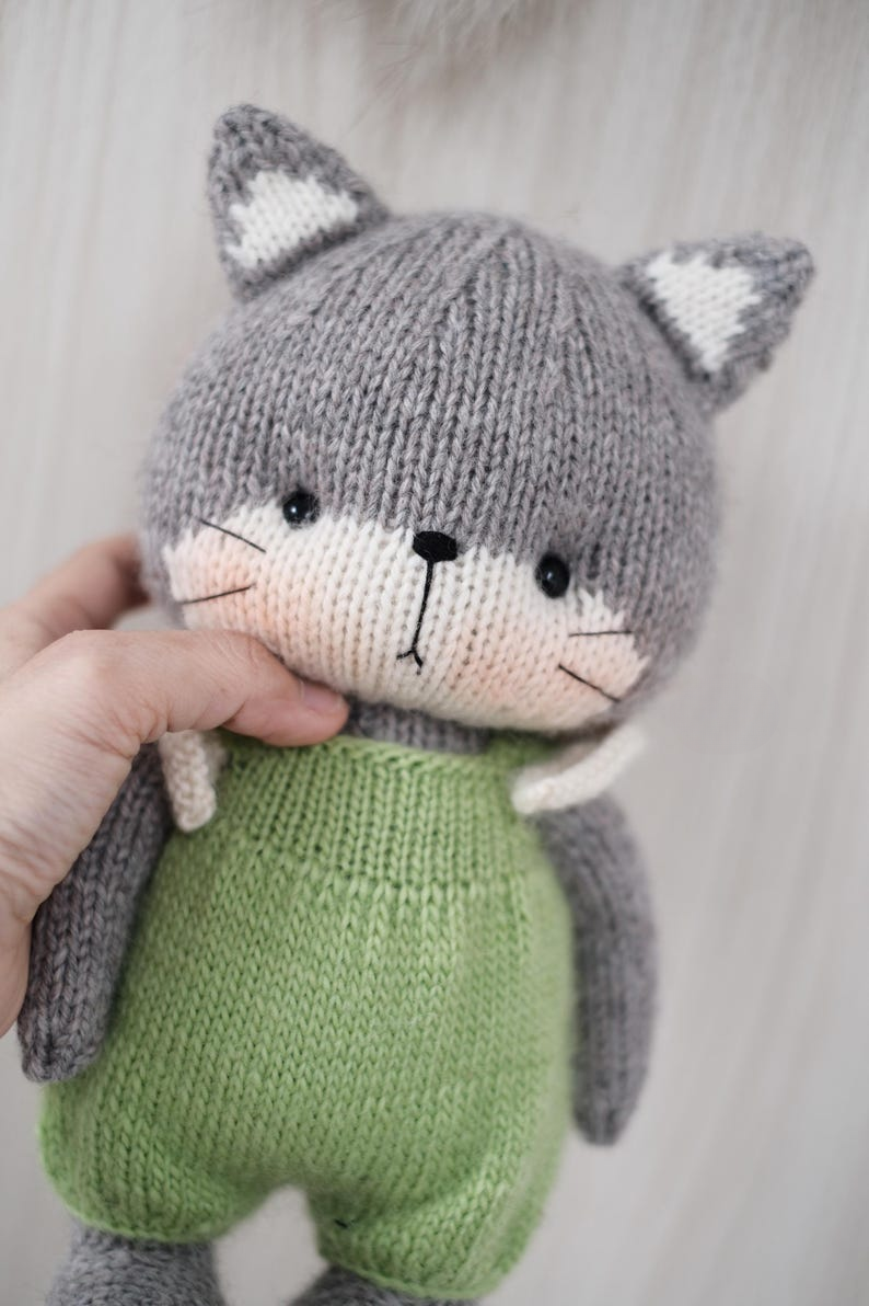 Sunny Cat Knitting Pattern