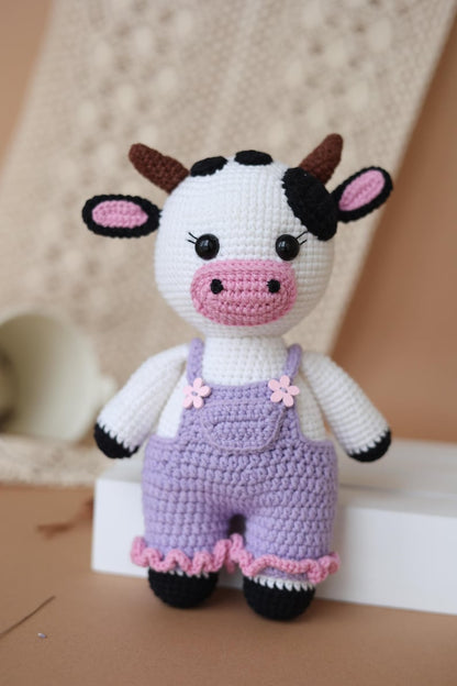 CROCHET PATTERN: Adorable Cow Amigurumi