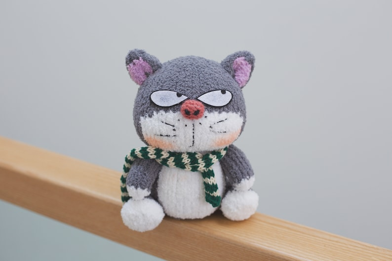 Benny Cat Knitting Pattern