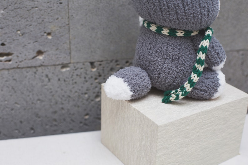 Benny Cat Knitting Pattern
